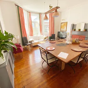 Holiday home The Table House Close To Town & Free Parking, Bournemouth